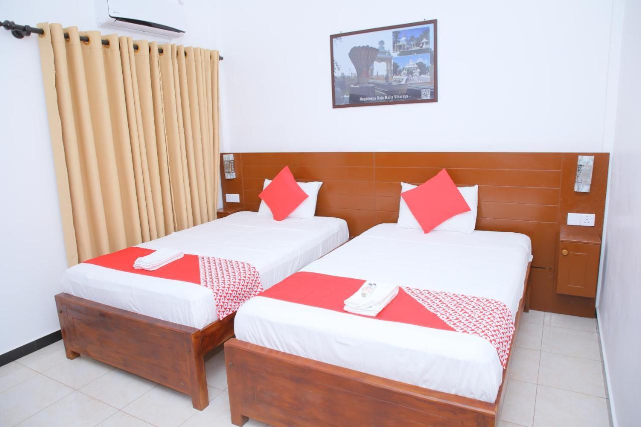 Hotel Cedar Jaffna Dış mekan fotoğraf