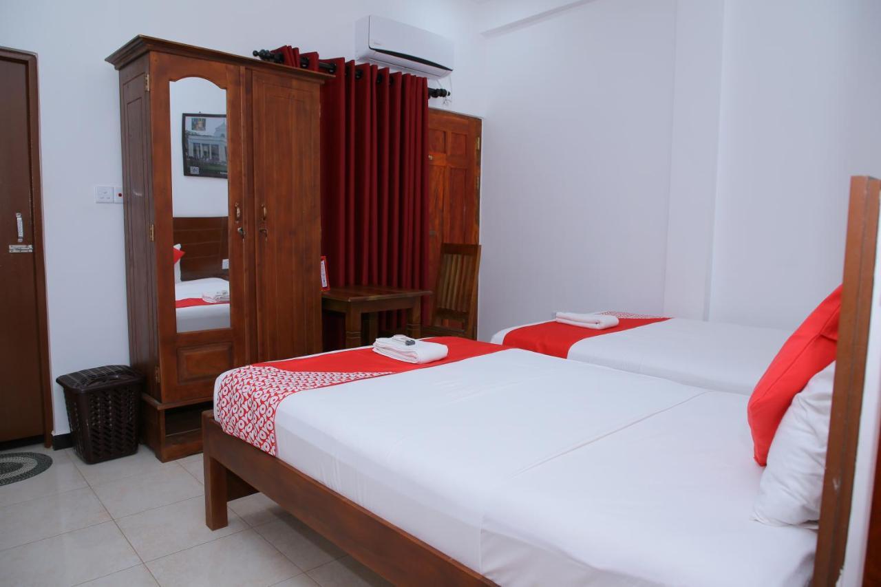 Hotel Cedar Jaffna Dış mekan fotoğraf