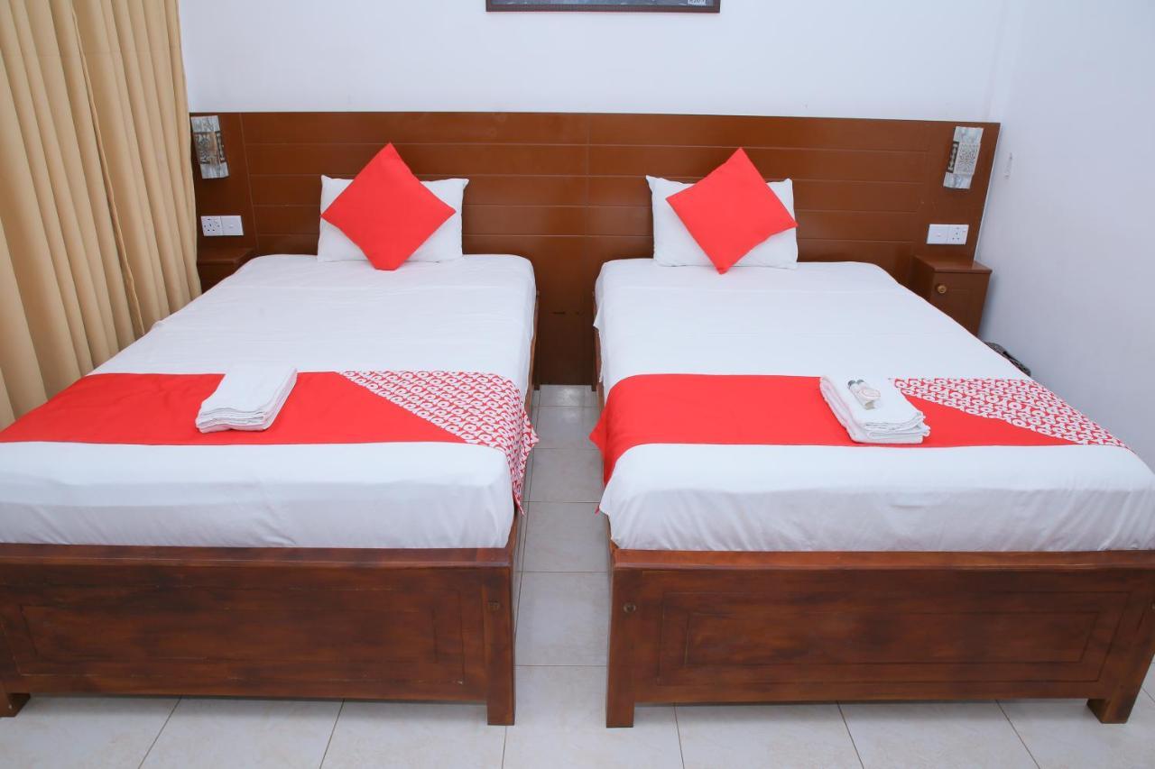 Hotel Cedar Jaffna Dış mekan fotoğraf