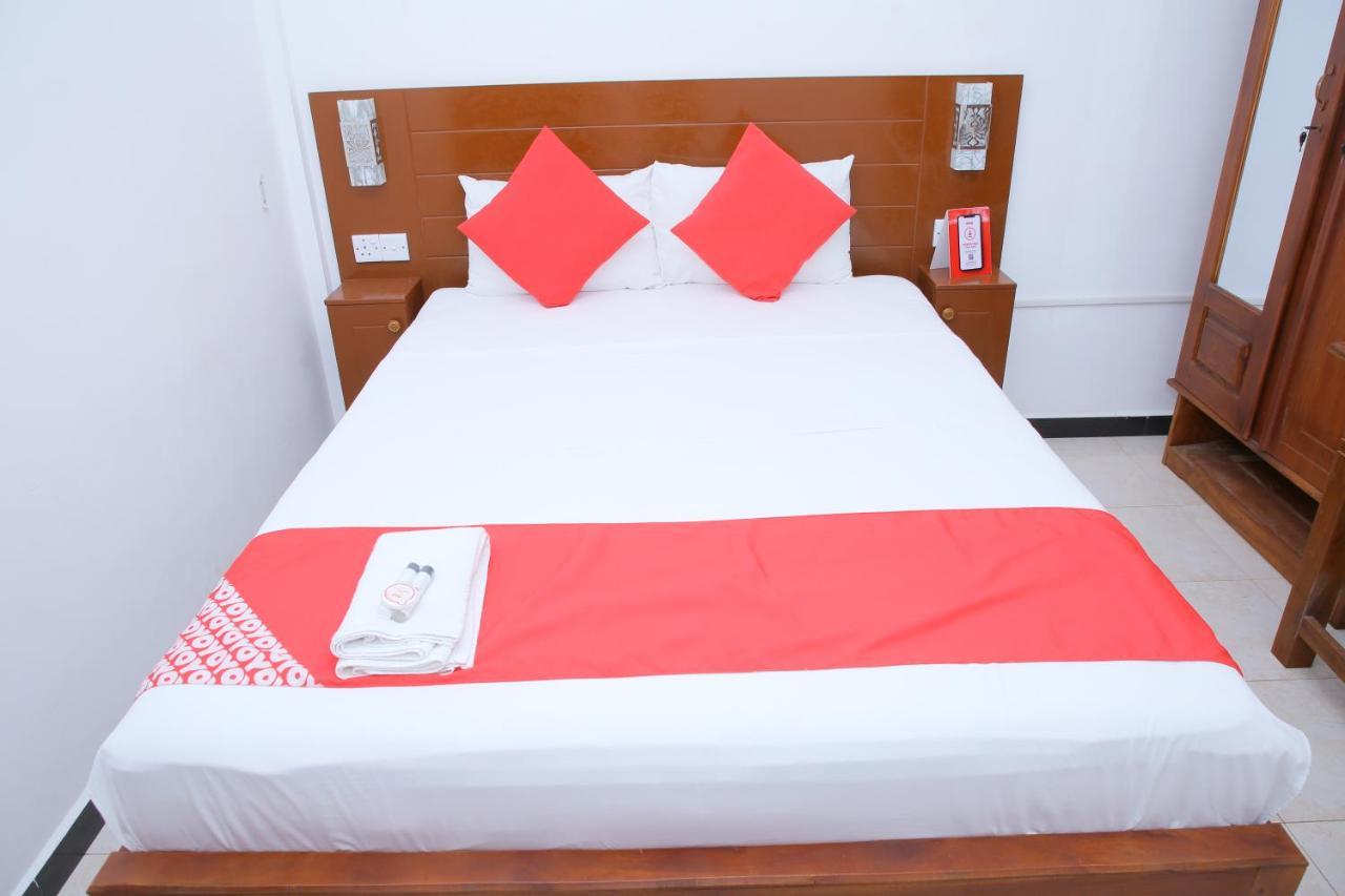 Hotel Cedar Jaffna Dış mekan fotoğraf